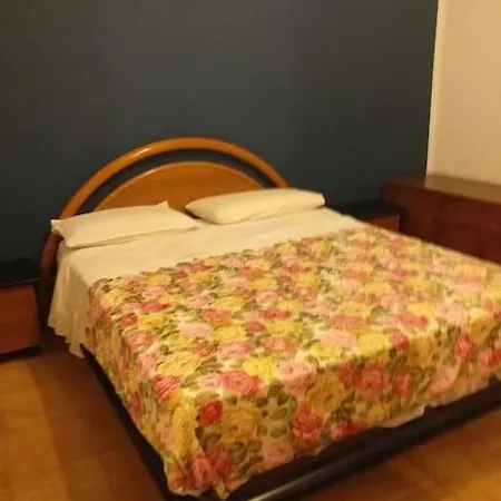 300m Dal Mare Calabria 아파트